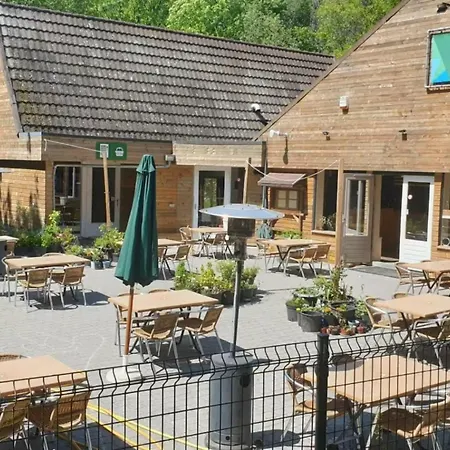 144 De Geluksvogel Chalet *