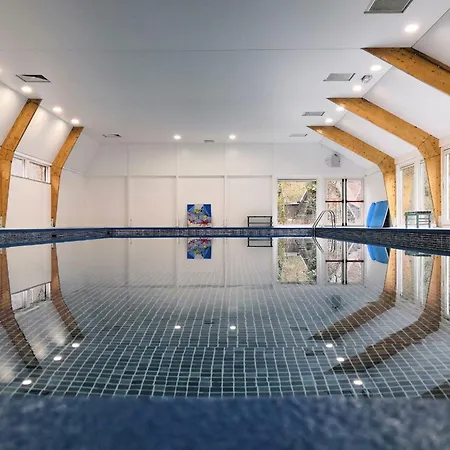 Alpstuga 144 De Geluksvogel